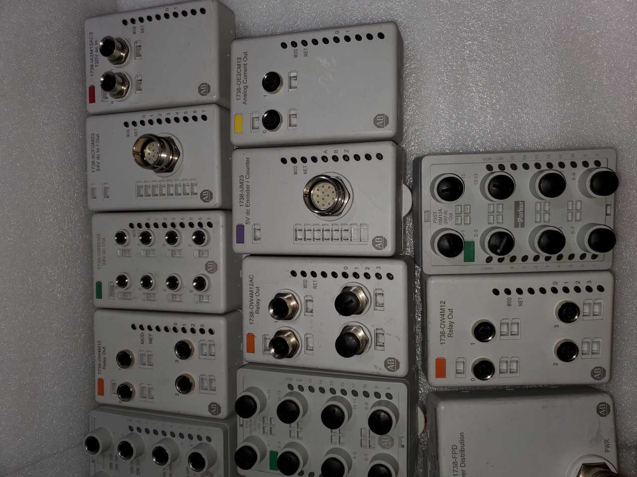 Assorted Allen Bradley 1738 I/O cards - AUTOMATION & CONTROLS