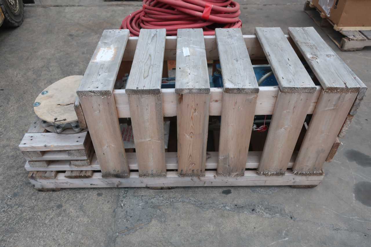DEZURIK 9678764R001 10IN KNIFE GATE VALVE FLANGED - KNIFE GATE VALVE
