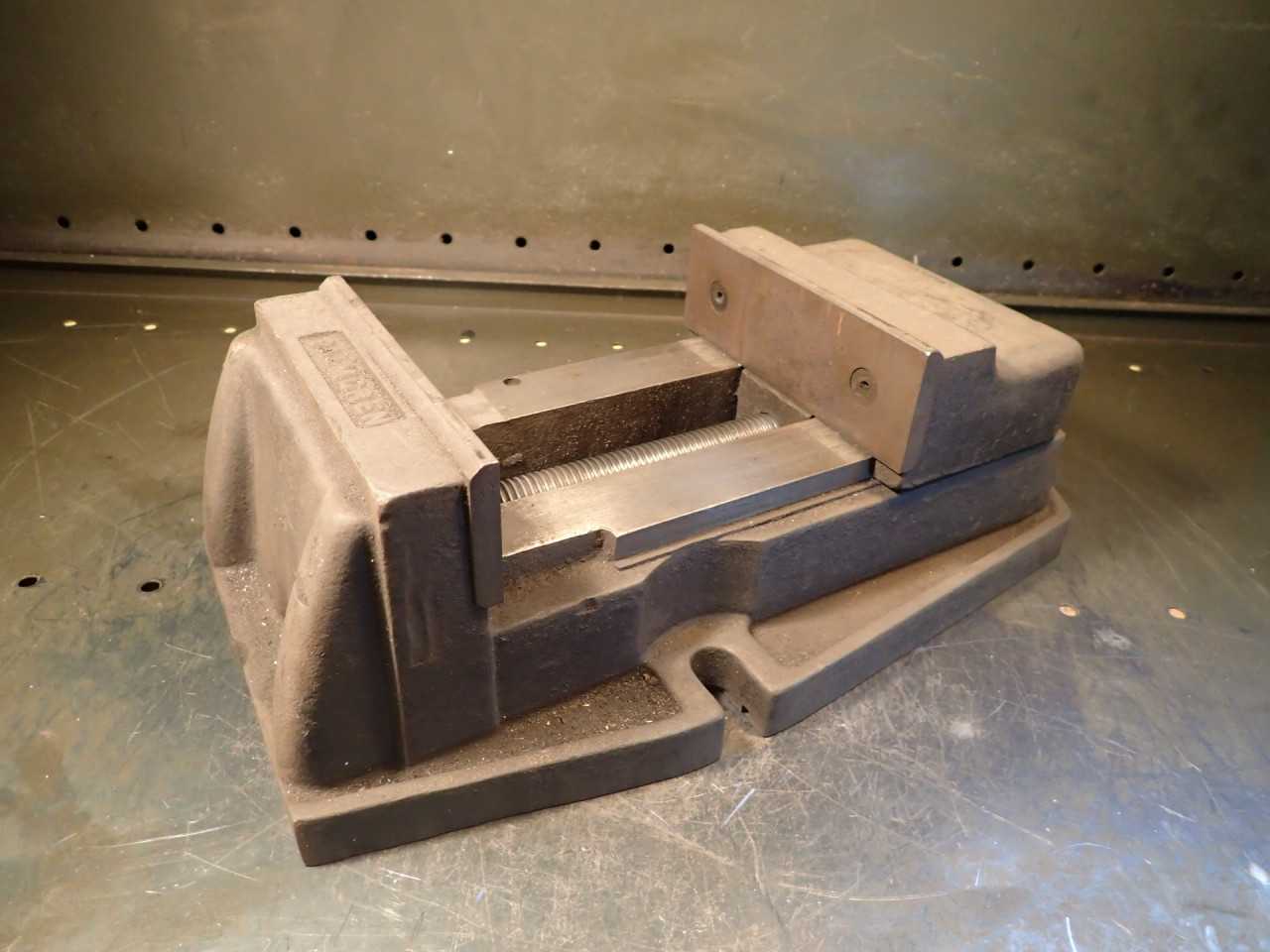 Palmgren 6" Mill Milling Machinist Vise: Jaws Open 6-5/8" w/ Ratchet Handle - MILLING MACHINE PARTS