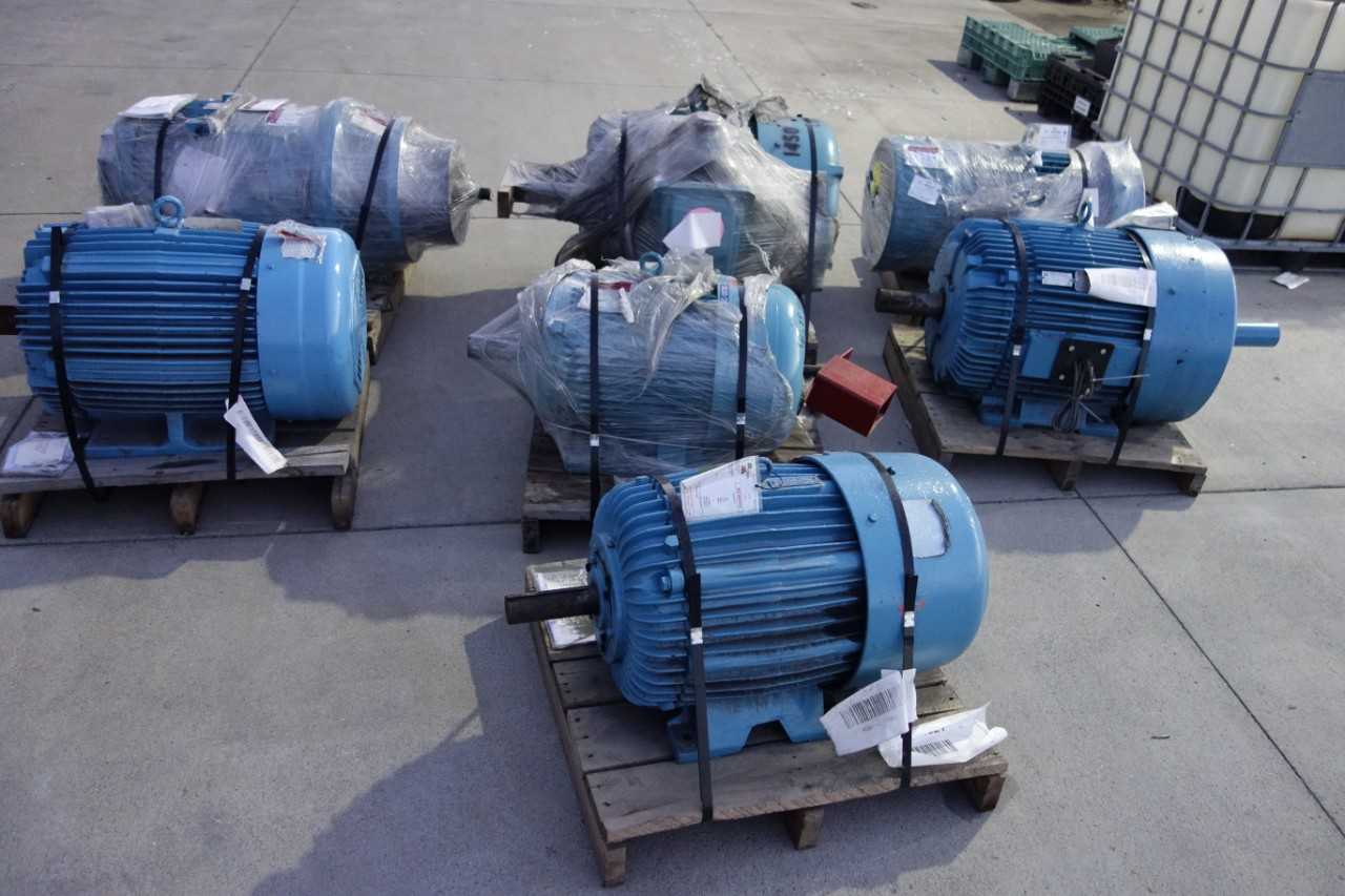 LOT OF 7 ASSORTED ELECTRICAL MOTORS - ELECTRIC MOTORS