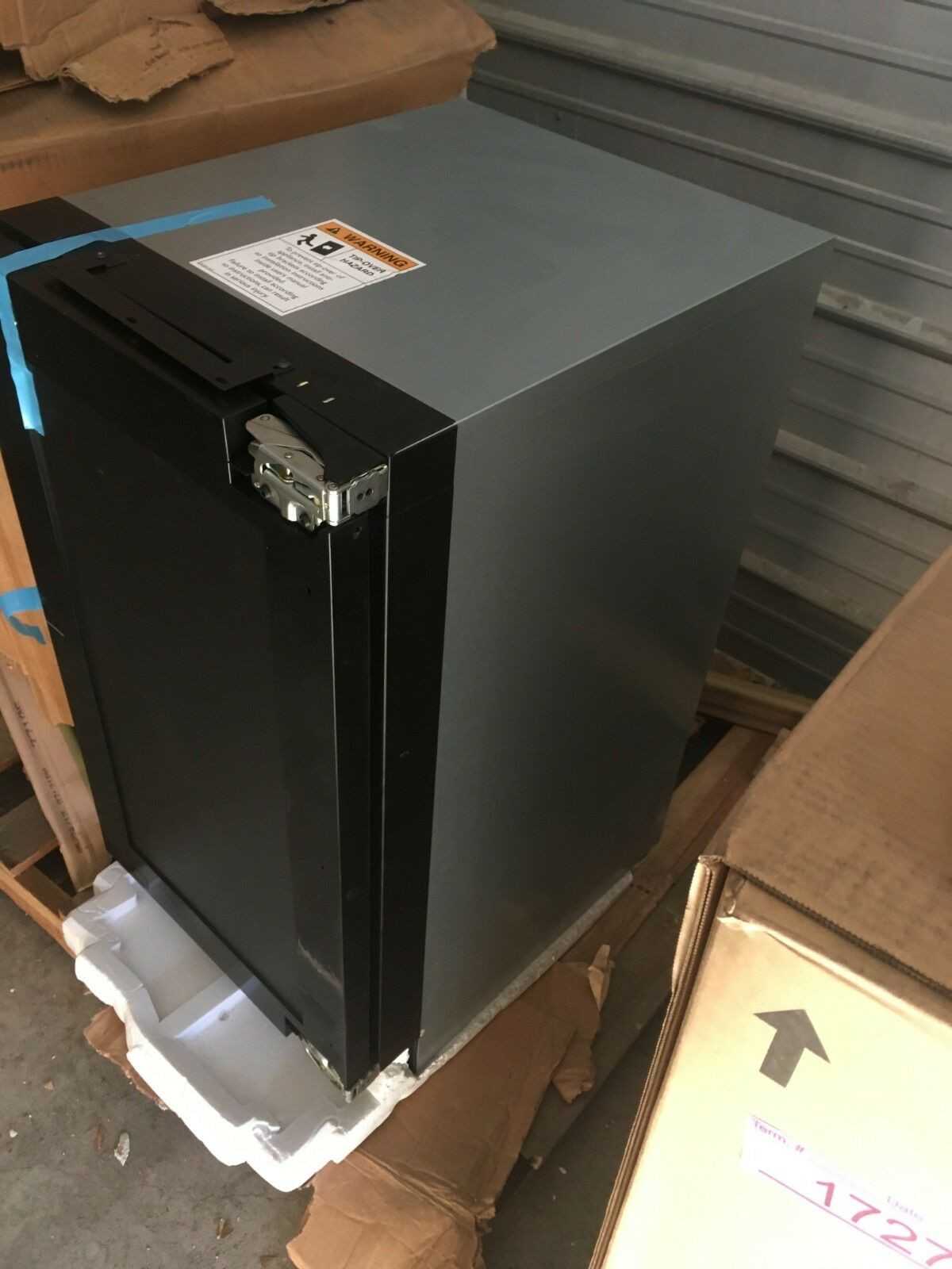 U-Line U-3018WCINT-60B 3000 Series 18" 31-bottle capacity Integrated Wine Cooler - MISCELLANEOUS