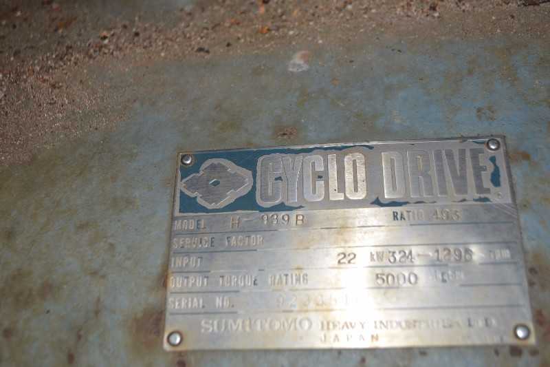 SUMITOMO CYCLO DRIVE H-939B 493:1 22KW 324-1296RPM GEAR REDUCER - MISCELLANEOUS