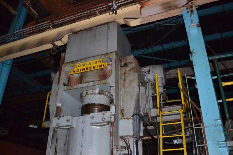 DOMINION ENGINEERING 1000TONS SERIAL# 176-131 HYDRAULIC PRESS - MISCELLANEOUS