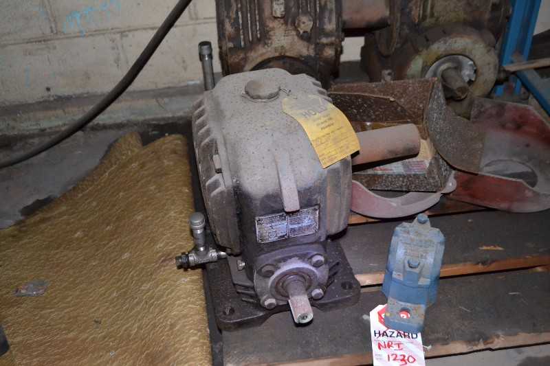 3X HAMILTON GEAR AND MACHINE 51BF 11.5:1 GEAR REDUCER  - MISCELLANEOUS
