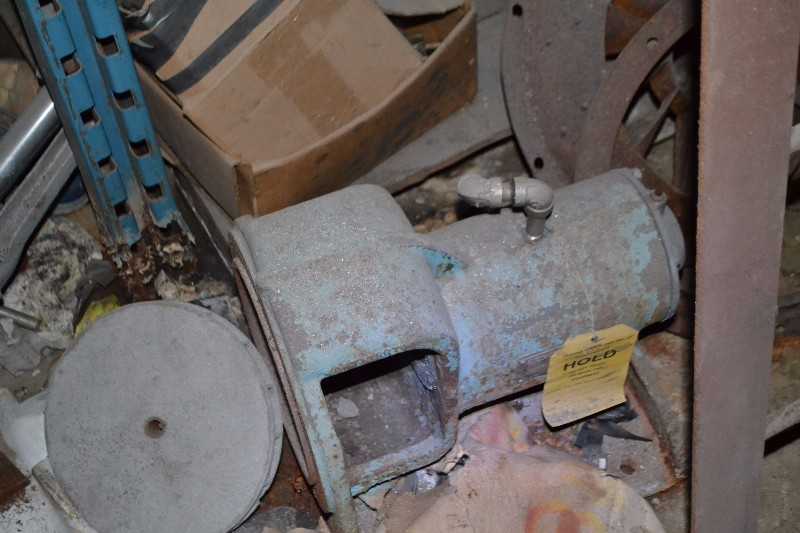 CONTENTS OF RACKING - SPROCKETS, ELECTRIC MOTORS, GEAR REDUCERS - MISCELLANEOUS