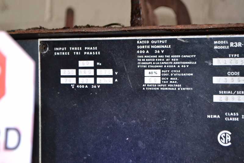 LINCOLN ELECTRIC IDEALARC R3R-400 400A AMP DC ARC WELDER - MISCELLANEOUS
