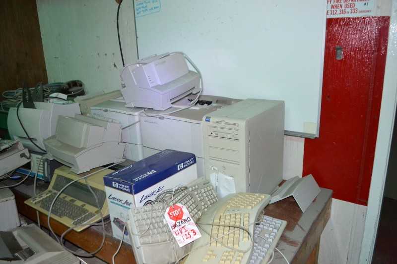 CONTENTS OF DESK - HP LASERJET 4050N X2, XEROX PRINTER, DELL DESKTOPS X2, KEYBORADS - MISCELLANEOUS