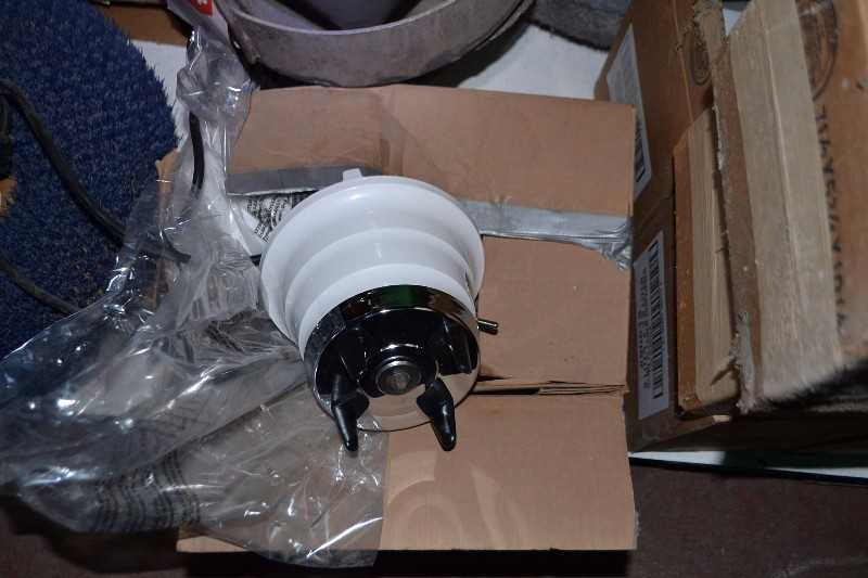 CONTENTS OF SKID - HAND CLEANER DISPENSERS, FUNNELS - MISCELLANEOUS