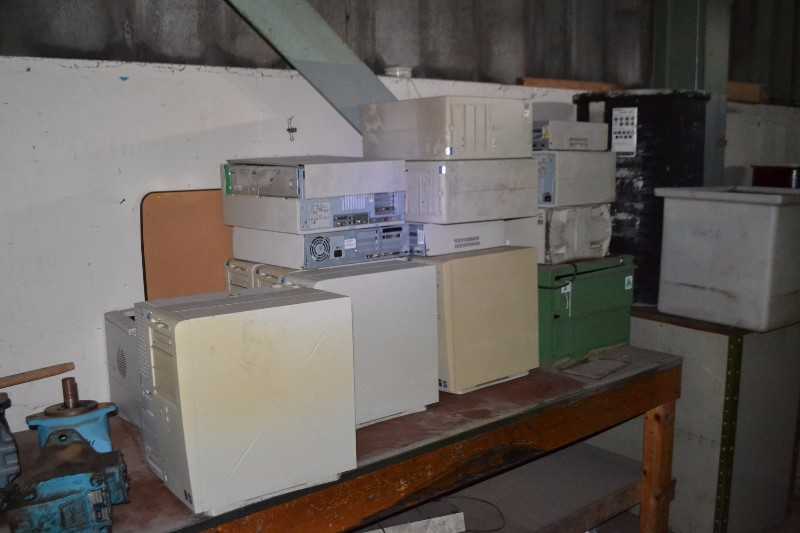 CONTENTS OF DESK - DELL OPTIPLEX DESKTOPS + HP LASERJET PRINTER - MISCELLANEOUS