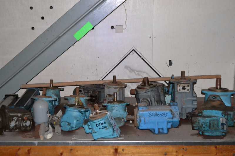 CONTENTS OF DESK - ABEX DENSION HYDRAULIC PUMPS X15 - MISCELLANEOUS