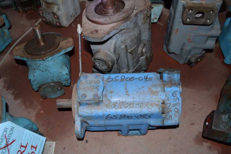 CONTENTS OF DESK - ABEX DENSION HYDRAULIC PUMPS X15 - MISCELLANEOUS