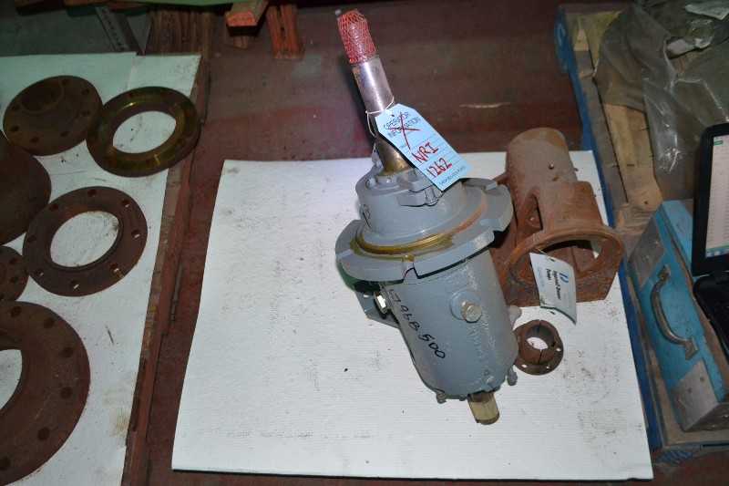 INGERSOLL-DRESSER PUMP CASE + PUMP SHAFT - MISCELLANEOUS