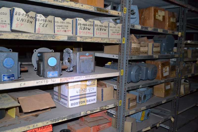 CONTENTS OF SHELVE - BOSTON GEAR F71510B56, F715-20-B6-G GEAR REDUCER, FALK COUPLINGS - MISCELLANEOUS