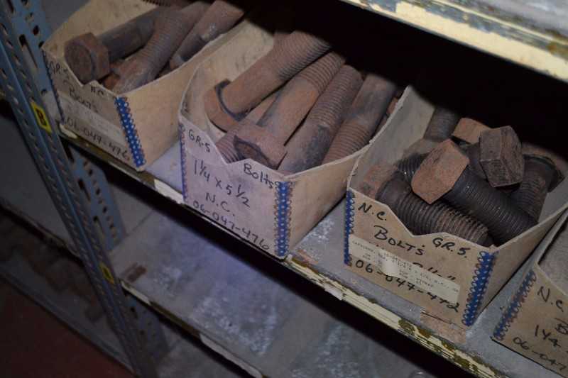 CONTENTS OF SHELVING - NUTS AND BOLTS - MISCELLANEOUS