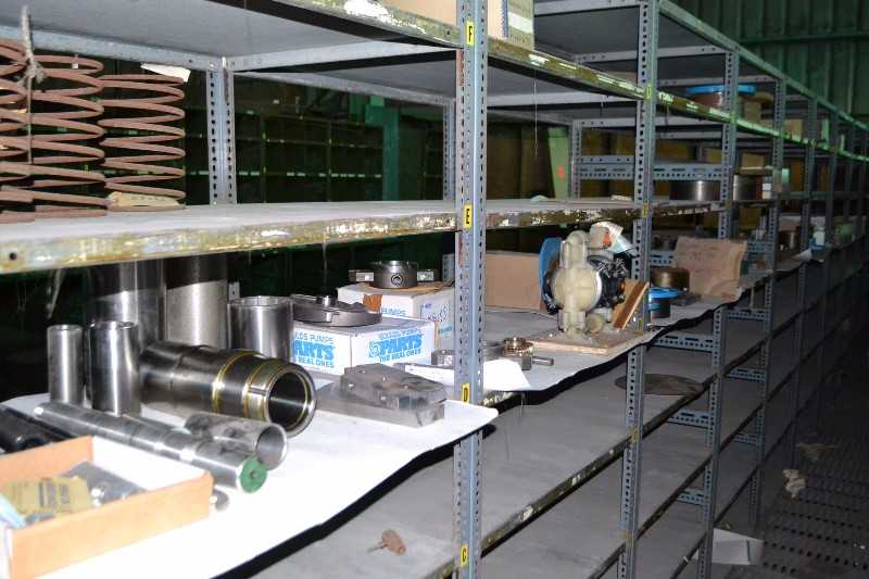 CONTENTS OF SHELVING - PUMP SHAFTS, DIAPRAGM PUMP PB 1/2-A TYPE TGR-1-K SAND PIPER, GOULDS COUPLINGS, IMPELLERS, - MISCELLANEOUS