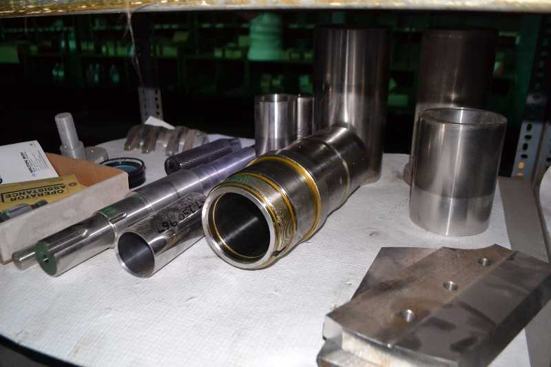CONTENTS OF SHELVING - PUMP SHAFTS, DIAPRAGM PUMP PB 1/2-A TYPE TGR-1-K SAND PIPER, GOULDS COUPLINGS, IMPELLERS, - MISCELLANEOUS