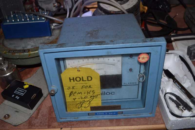 CONTENTS OF TABLE - UNILOC 750 CONTROLLER, TESTING EQUIPMENT - MISCELLANEOUS