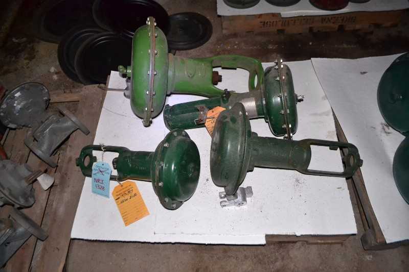 SKID OF SPARE FISHER 1051 ACTUATORS X4 - MISCELLANEOUS