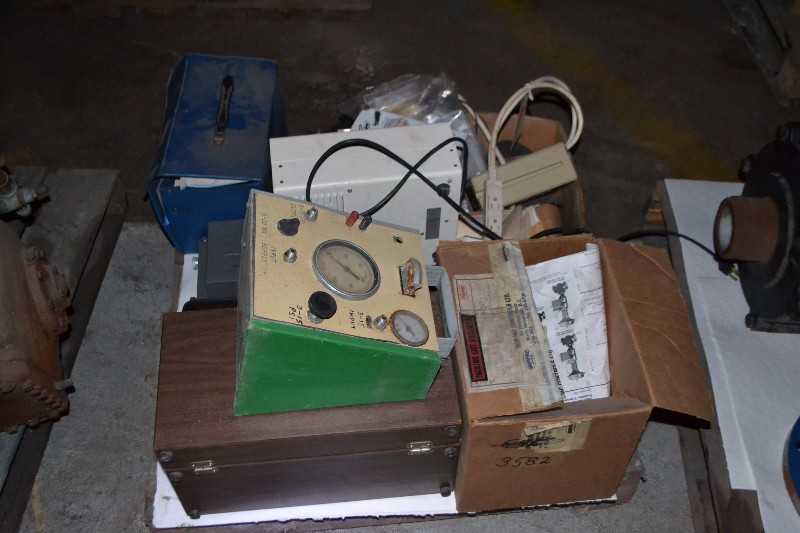 CONTENTS ON SKID - TESTER, SEAL KITS - MISCELLANEOUS