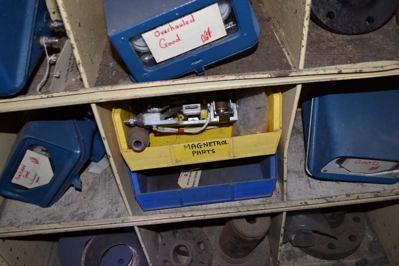 CONTENTS OF SHELVE - MAGNETROL MODULEVEL - MISCELLANEOUS