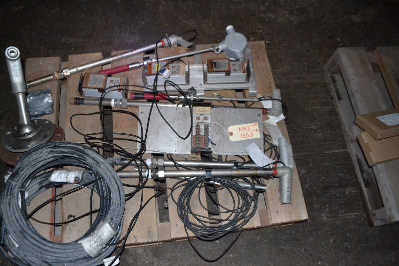 SKIDS OF CONTENTS - ROSEMOUNT TRANSMITTER, 2090 SMART - MISCELLANEOUS