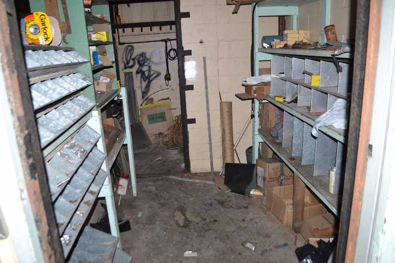 CONTENTS OF ROOM - MISCELLANEOUS