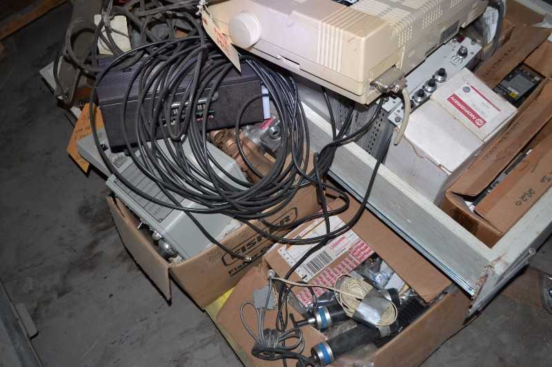 SKID OF ELECTRICAL CONTENTS - DESKTOP, SQUARE D BREAKER FAB26020AB,BAILEY NPSM02 POWER SUPPLY - MISCELLANEOUS
