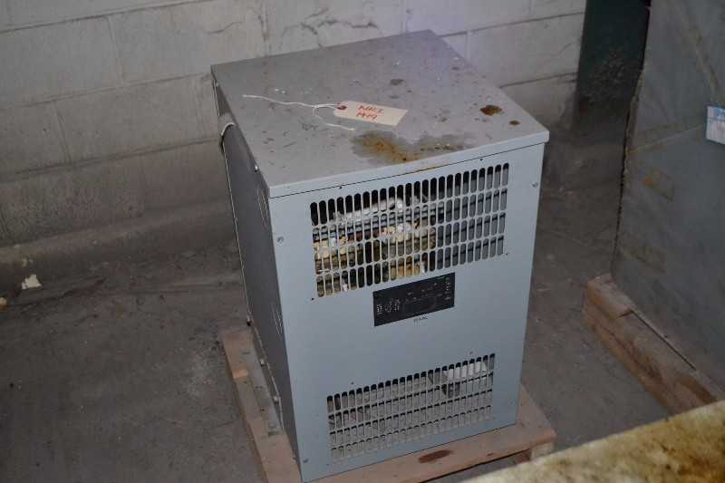 HAMMOND FZ9P 25KVA 600V-AC 120/240V-AC 1PH DRY TYPE TRANSFORMER - MISCELLANEOUS