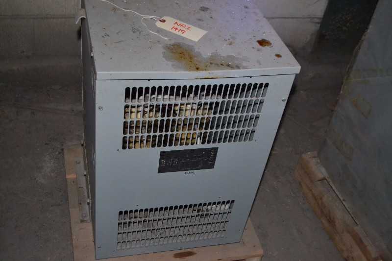 HAMMOND FZ9P 25KVA 600V-AC 120/240V-AC 1PH DRY TYPE TRANSFORMER - MISCELLANEOUS