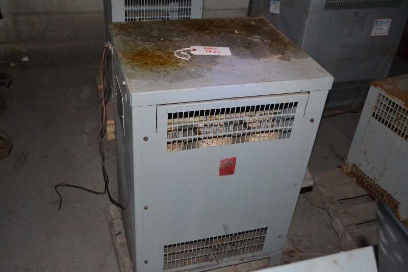 GENERAL ELECTRIC 8293 2501 600V-AC 208/120V-AC 45KVA DRY TYPE TRANSFORMER - MISCELLANEOUS