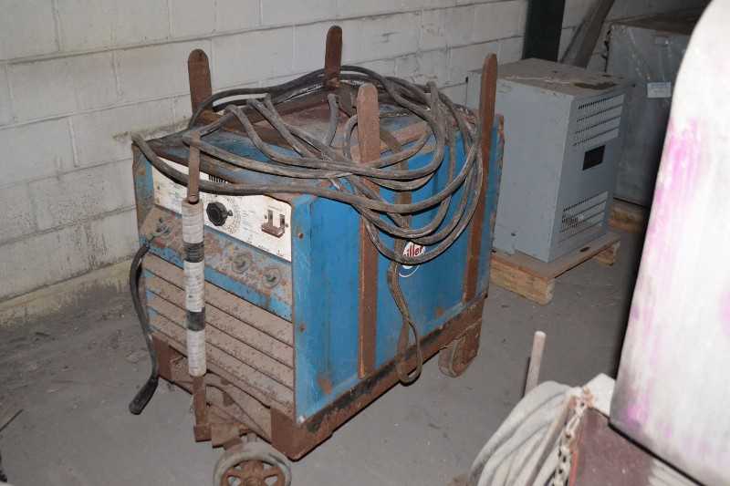 MILLER SRH-444 DC ARC WELDER - MISCELLANEOUS