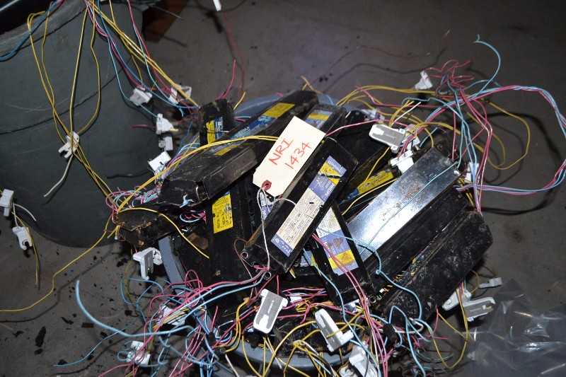 LOT OF PHILLIPS BALLASTS - MISCELLANEOUS