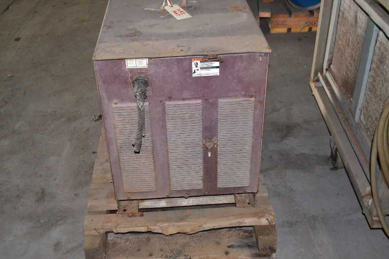 LINCOLN ELECTRIC IDEALARC R3R-400 400A AMP DC ARC WELDER - MISCELLANEOUS