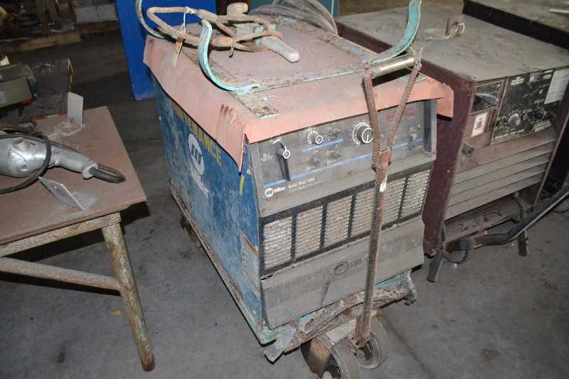 MILLER GOLD STAR 452 DC WELDER - MISCELLANEOUS