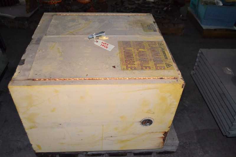 JUSTRITE FLAMMABLE LIQUID STORAGE CABINET - 2 DOOR - MISCELLANEOUS