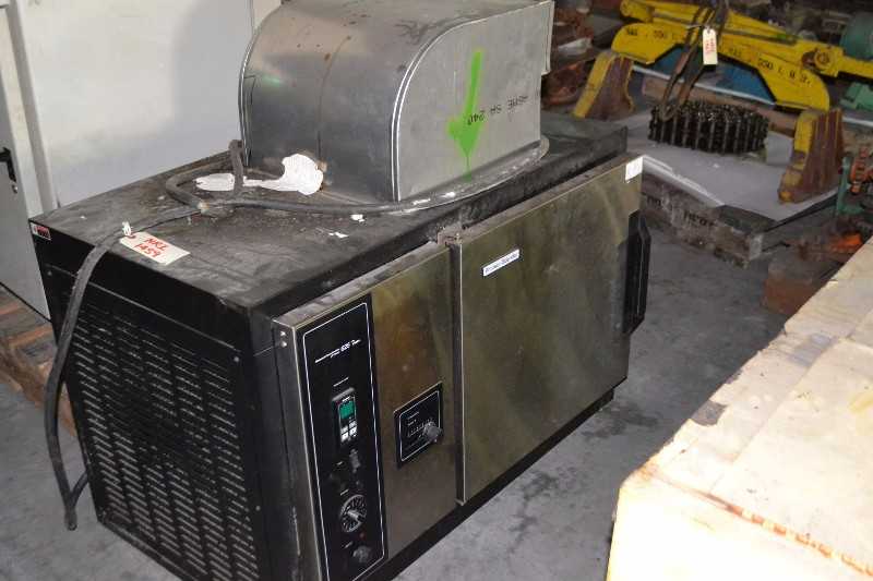 PRECISION SCIENTIFIC 625 MECHANICAL CONVECTION OVEN - MISCELLANEOUS