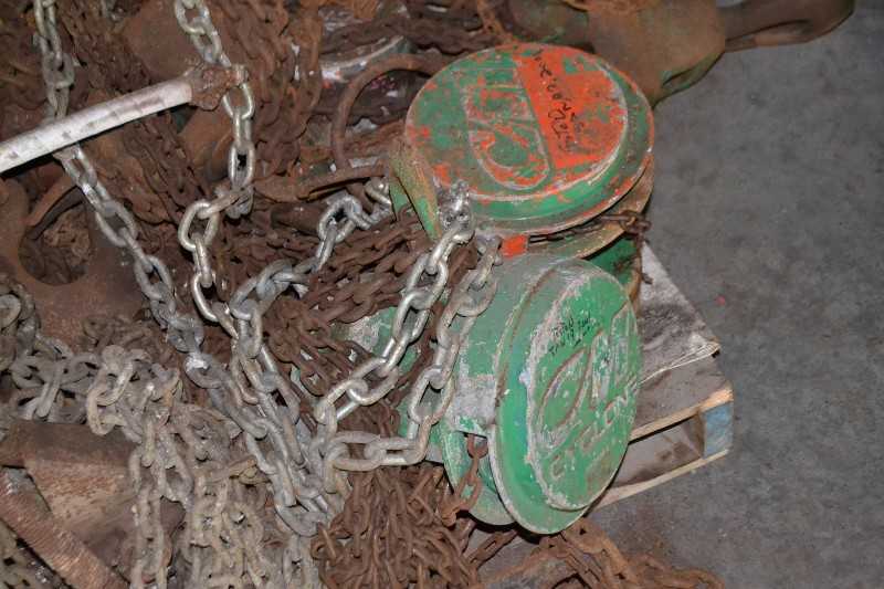 SKID OF CHAIN HOIST - 2TON - MISCELLANEOUS