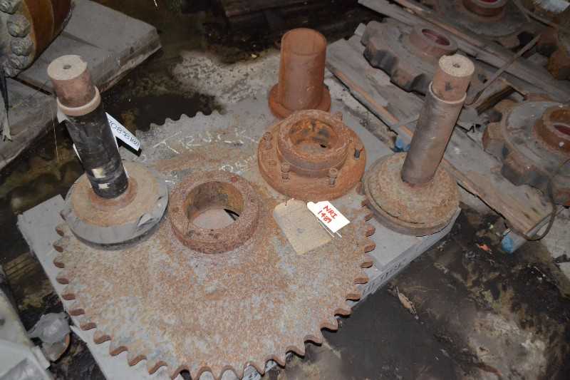 CONTENTS OF SKID - SPROCKETS - MISCELLANEOUS