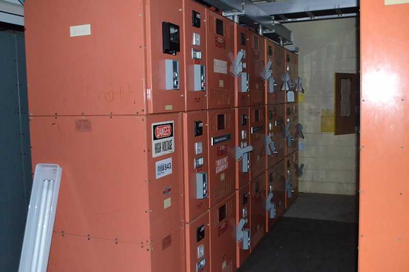 12X ALLEN BRADLEY CENTERLINE-HVC MEDIUM VOLTAGE STARTERS BULLETIN 1500 - MISCELLANEOUS
