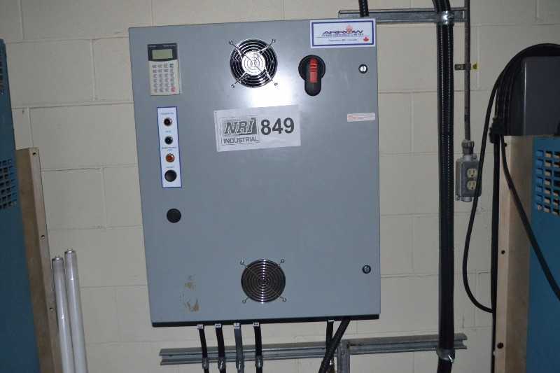MITSUBISHI A500 AC DRIVE FR-A560-3.7K 5HP - MISCELLANEOUS