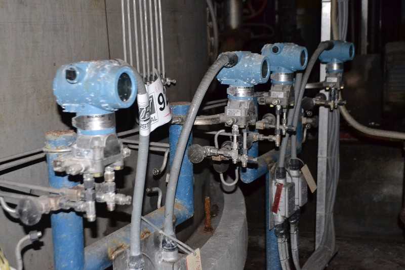 4X ROSEMOUNT 3051CD3 PRESSURE TRANSMITTER - MISCELLANEOUS
