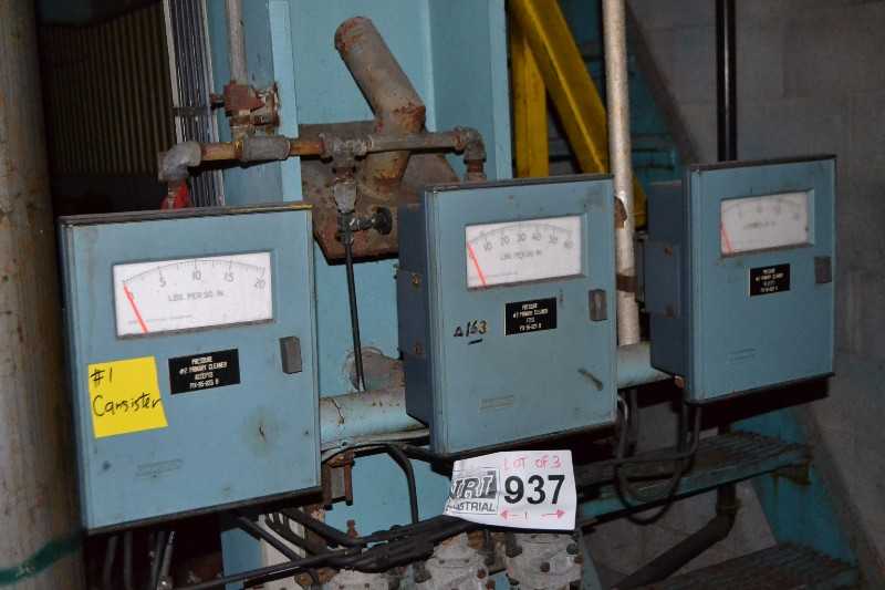 3X FOXBORO E45P-FCNI PNEUMATIC CONTROLLER - MISCELLANEOUS