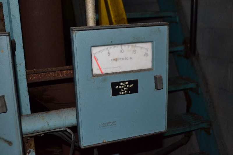 3X FOXBORO E45P-FCNI PNEUMATIC CONTROLLER - MISCELLANEOUS