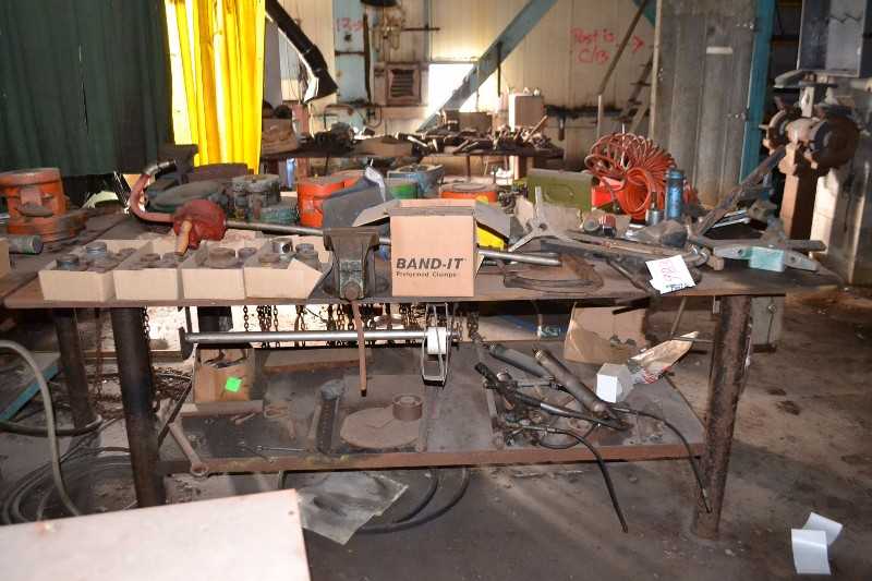 CONTENTS OF TABLE - CHAIN FALL HOISTS, SOCKETS, BEARING PULLERS, DRUM PUMP, TABLE VICE - MISCELLANEOUS