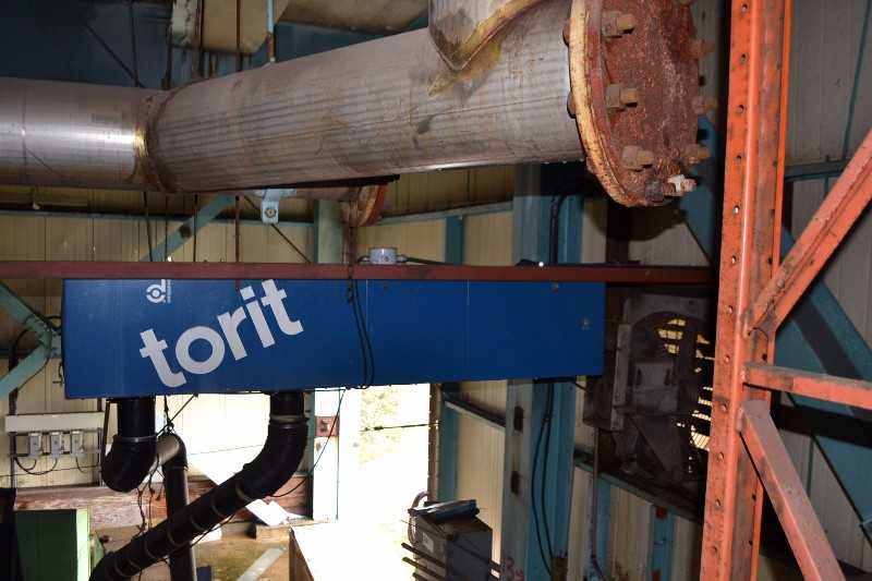 DONALDSON TORIT FUME EXTRACTOR - MISCELLANEOUS