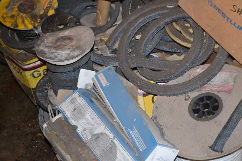 2 SKIDS OF GARLOCK AND SEPCO PUMP PACKING - MISCELLANEOUS