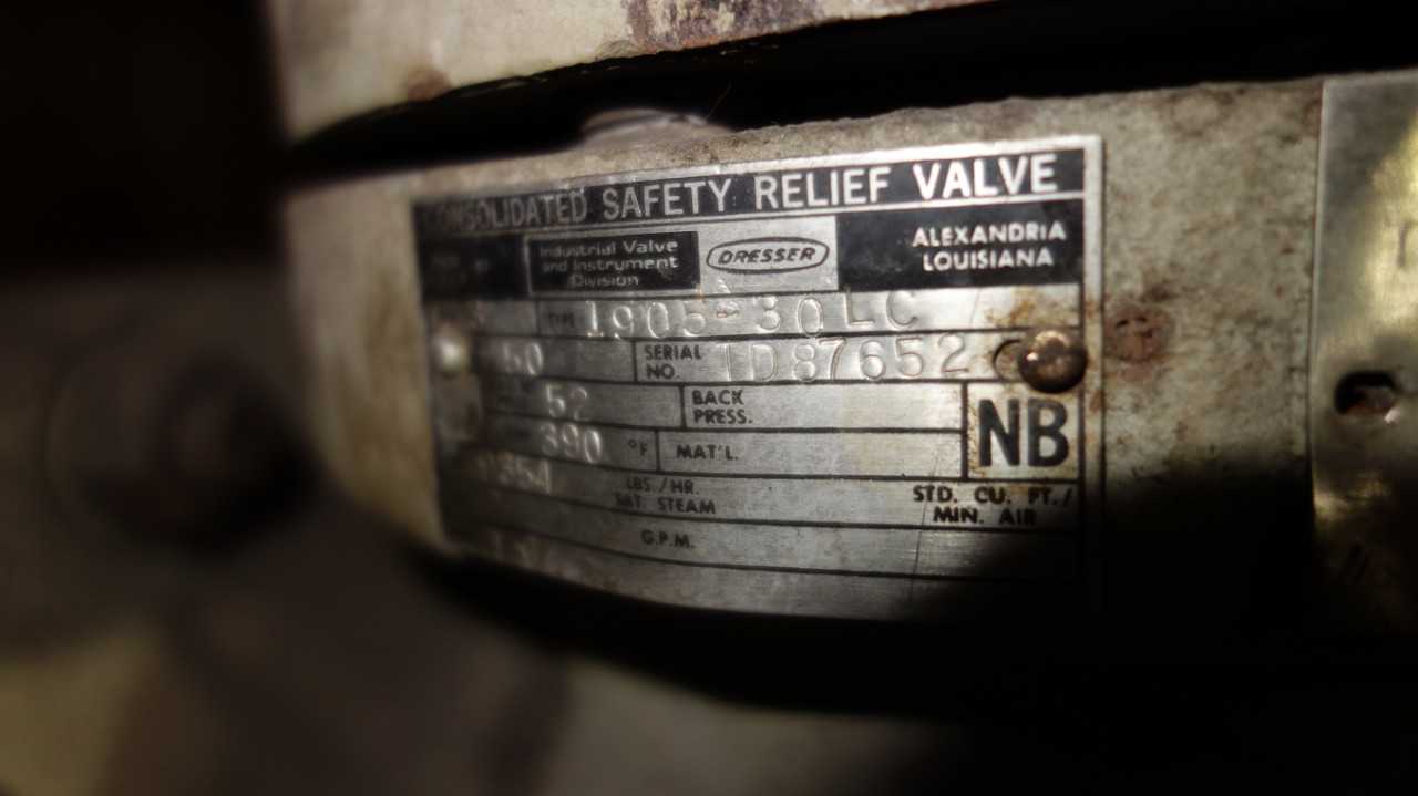 LOT OF 2 CONSOLIDATED RELIEF VALVES 3IN - RELIEF VALVE