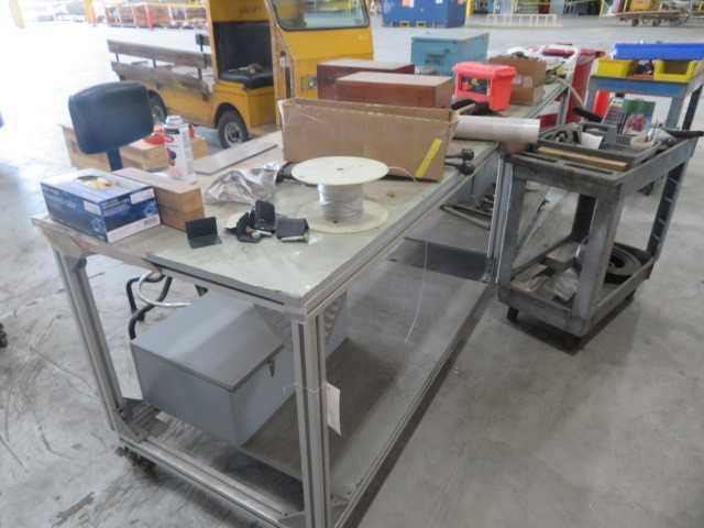 Aluminum Table on wheels - MISCELLANEOUS