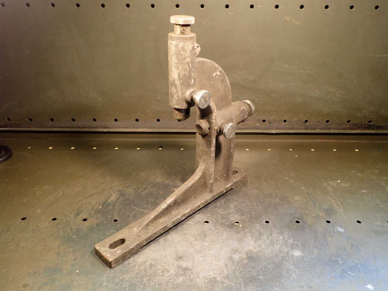 2-Point Lathe Follow Steady Rest: 11" Swing, 3-1/2" Capacity Top Carriage Mount - MACHINING ACCESSORIES & TOOLING
