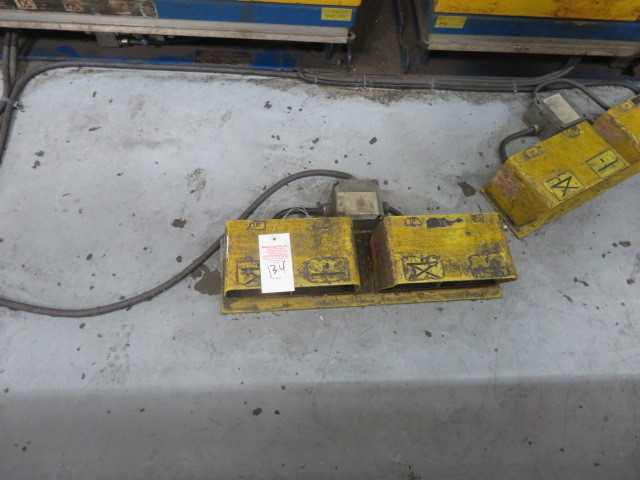 Southworth 3000 Lb. Capacity Lift - MATERIAL HANDLING